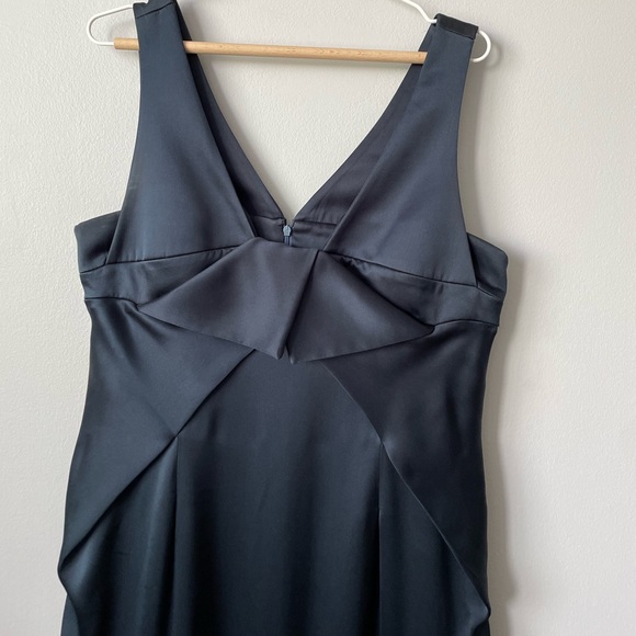Giorgio Armani 100% Silk Formal Dress Size 14/16 *SERIOUS INQUIRIES ONLY* - Picture 2 of 13